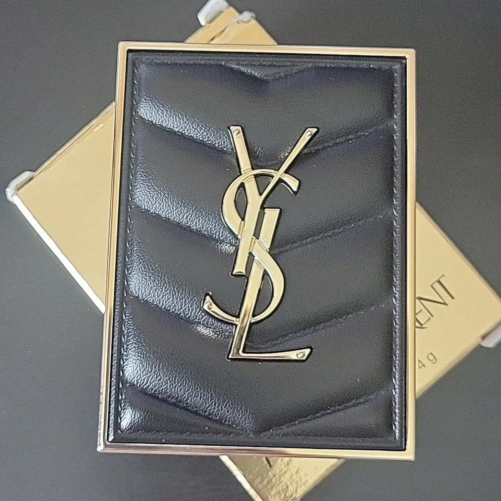 Yves Saint Laurent #200 Gueliz Drean Eyeshadow Palette Luxurious Finishes